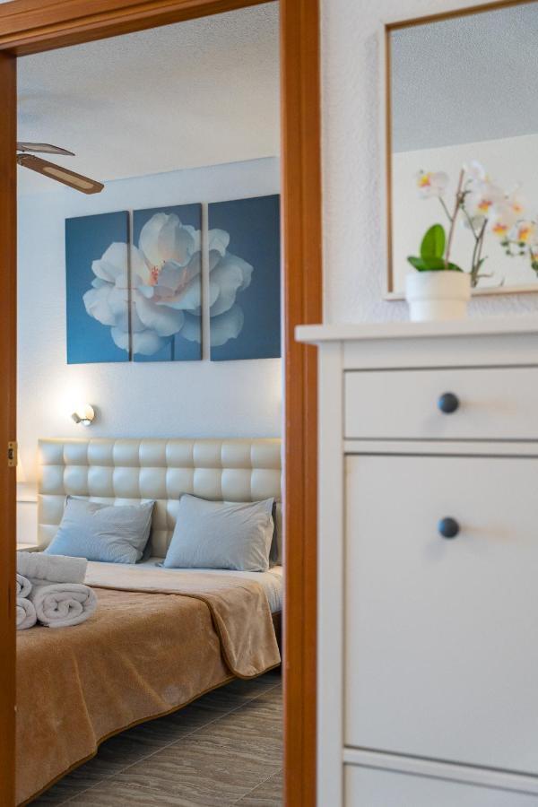 לוס כריסטיאנוס Torres Del Sol Beach Front Apartment Ph06 מראה חיצוני תמונה
